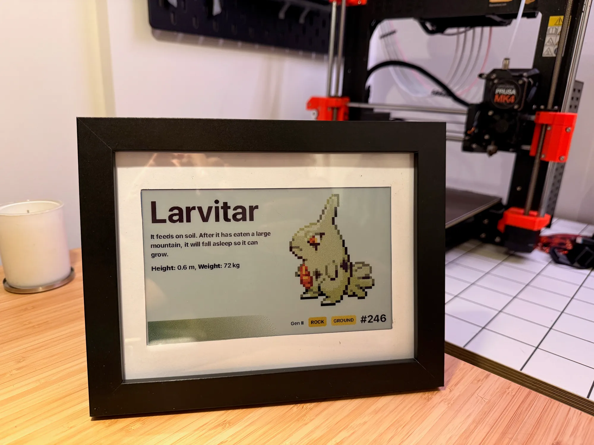 The 6-colour panel showing a random Pokémon.